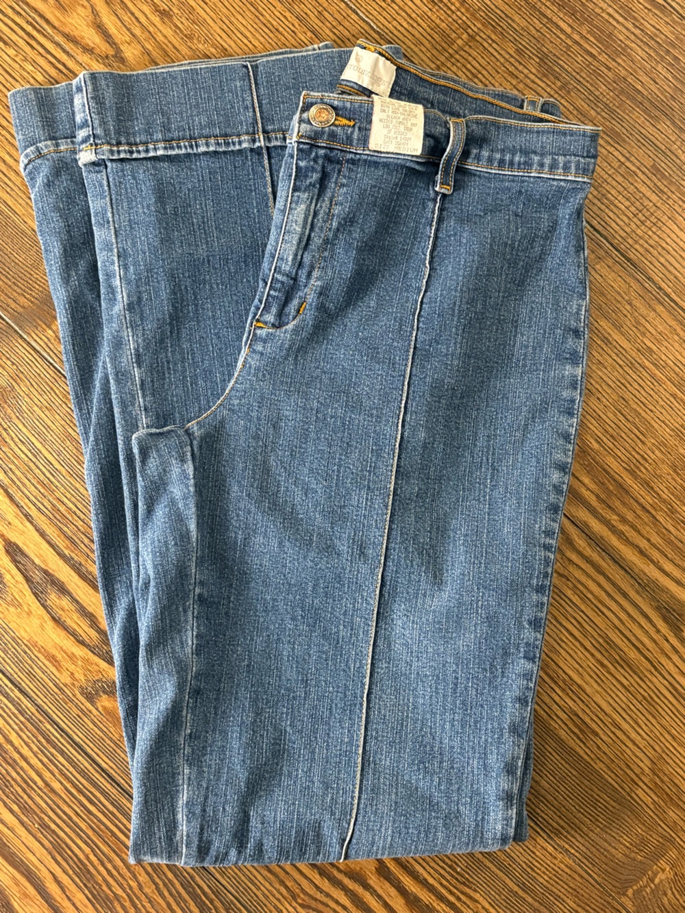 Women’s Vintage Soft Surroundings Pleated Blue Jeans - M 8-10